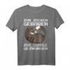 Zum Zocken Geboren Zur Schule Gezwungen | Konsole PS5 Gaming T-Shirt mit Katze Motiv – Perfektes Geschenk für Zocker, Gamer & Gaming-Fans