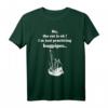 Lustiges Dudelsack T-Shirt mit Spruch 'die Katze ist ok ich übe' – Perfektes Geschenk für Bagpipes-Spieler & Dudelsack-Enthusiasten