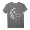 Día de Los Muertos T-Shirt mit Katze und Mond – Kulturelles Design für Feierlichkeiten und Alltag