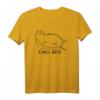 Chill Bro Lustiges Katzen T-Shirt – Faule Katze auf dem Sofa als Geschenkidee für Katzenliebhaber, Faulenzer & Chill-Fans zu Geburtstag & Weihnachten
