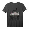 Offizielles Schlafshirt Pyjama Katze Kätzchen Kater – Lustiges Geschenk für Katzenliebhaber, Langschläfer & Morgenmuffel, Damen & Herren