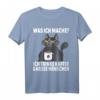 Was Ich Mache Ich Trinke Kaffee Und Hasse Menschen T-Shirt – Lustiges, Sarkastisches Katzenmotiv für Morgenmuffel und soziale Rückzüge