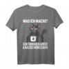 Was Ich Mache Ich Trinke Kaffee Und Hasse Menschen T-Shirt – Lustiges, Sarkastisches Katzenmotiv für Morgenmuffel und soziale Rückzüge