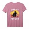 Lustiges Katzen T-Shirt mit 'Cute But Psycho' Motiv – Verrückte Katze mit Messer, Perfekt für Halloween, Horror und Katzenfans