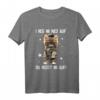 Lustiges Katzen Spruch T-Shirt: 'I Reg Mi Ned Auf Du Regst Mi Auf' – Witziges Geschenk für Katzenliebhaber & Humorfreunde