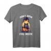 Böse Katze Don't Open Evil Inside Lustiges Schwarze Katze T-Shirt – Perfektes Geschenk für Katzenliebhaber und Humorvolle Tierfans
