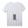 Damen Katzen T-Shirt mit Spruch 'Nachts sind alle Katzen grau' - Blauäugige Graue Katze mit V-Ausschnitt, stylische Tierliebhaber Kleidung für Frauen und Männer