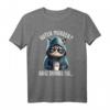 Guten Morgen ganz dünnes Eis... Lustiges Katzen Kaffee T-Shirt für Morgenmuffel, Schichtarbeiter & Bürocollegen