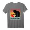 Ich Tue Was Ich Will Rote Tasse Lustiges Katze T-Shirt – Perfektes Geschenk für Katzenliebhaber, Familie & Freunde zu Geburtstag, Weihnachten & Feiertagen
