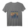 Damen Pew Pew Madafakas Cat Lustiges Vintage Design Katzen T-Shirt mit V-Ausschnitt – Perfektes Geschenk für Katzenliebhaber und Katzenfans