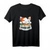 Cartoon Katze mit Sushi T-Shirt - Niedliches Japan-inspiriertes Design für Katzen- und Sushi-Fans, perfekt für Freizeit & Geschenke