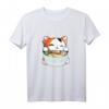 Cartoon Katze mit Sushi T-Shirt - Niedliches Japan-inspiriertes Design für Katzen- und Sushi-Fans, perfekt für Freizeit & Geschenke
