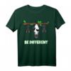 Fledermaus mit Katze Be different T-Shirt – Witziges Tiermotiv für Katzen- und Fledermausliebhaber, perfekt als Geschenk für Geburtstag und Weihnachten