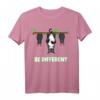 Fledermaus mit Katze Be different T-Shirt – Witziges Tiermotiv für Katzen- und Fledermausliebhaber, perfekt als Geschenk für Geburtstag und Weihnachten