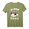K-Pop and Chill mit niedlicher Kawaii Katze T-Shirt - Perfektes Geschenk für K-Pop Fans und Koreanische Popmusik Liebhaber