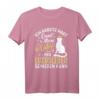 Ich Arbeite Hart Damit Meine Katze Ihr Luxusleben Genießen T-Shirt - Lustiges Geschenk für Katzenliebhaber, Katzenmütter & Tierfreunde zu jedem Anlass