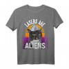 Lasers Are Aliens Funny Conspiracy Theorist Katze Alufolie Hut T-Shirt – Lustiges Geschenk für Verschwörungstheoretiker und Katzenfans