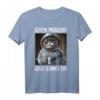 Kaffee Morgenmuffel Mitarbeiter Spruch Lustig Katze Geschenk T-Shirt – Witziges Ironisches Outfit für Langschläfer, Arbeitskollegen & Teenager