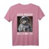 Kaffee Morgenmuffel Mitarbeiter Spruch Lustig Katze Geschenk T-Shirt – Witziges Ironisches Outfit für Langschläfer, Arbeitskollegen & Teenager
