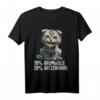Lustiges Katzen Spruch T-Shirt mit Katzenhaaren – Perfektes Geschenk für Katzenliebhaber, Katzenmamas & Papas zu Weihnachten oder Geburtstag