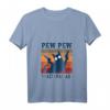 Lustiges Pew Pew Madafakas Katzen T-Shirt mit V-Ausschnitt – Sommerliches Vintage Katzenmotiv für Frauen und Männer, perfekte Geschenkidee für Katzenliebhaber und Humor-Fans