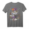 Lustiges Halloween Damen T-Shirt mit Hexenbesen, Katze und Spruch 'Die Chef Hexe' – Perfekt für die nächste Halloween Party