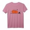 Herbstliche Kühe und Halloween Kürbis T-Shirt mit Farboptionen - Perfekt für Natur-, Halloween- und Wissenschaftsfans