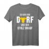 Dorfkind T-Shirt mit Traktor und Kuh Motiv – Lustiges Geschenk für Landwirte, Bauernhofliebhaber und Dorfkinder