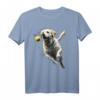 Gelber Labrador Retriever T-Shirt mit Balljagd - Niedliches Hundedesign für Labrador-Liebhaber, Hundebesitzer & Geschenkideen