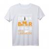 Bier trinken Labrador Retriever T-Shirt – Humorvolles Geschenk für Labrador Mama oder Papa, die Bier lieben