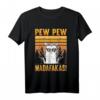 Pew Pew Madafakas Alpaka Lama Motiv T-Shirt – Lustiges Geschenk für Tierliebhaber, Freunde & Familie zum Geburtstag, Weihnachten & besonderen Anlässen