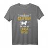 Powered by Coffein and Lhasa Apso Hundeliebhaber T-Shirt - Perfektes Geschenk für Hundebesitzer, Züchter und Tierliebhaber zu Weihnachten, Geburtstag & besonderen Anlässen