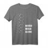 „Never Walk Alone“ Hund, Pferd und Mensch Liebe T-Shirt – Perfekt für Tierliebhaber, Reiter und Hundebesitzer