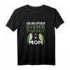 Lustiges Mönchssittich Design für Vogelmamas - Quaker Parrot Mom T-Shirt mit niedlicher Illustration & lustigem Spruch