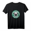 Kaffeeliebhaber T-Shirt mit Mops - Klassisch geschnitten, doppelt genähter Saum, perfekt für Kaffeefans und Hundeliebhaber