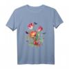 Strawberries Flowers Butterflies Tee Vintage Motten Collage T-Shirt - Natur- und Biologie-Liebhaber Geschenk im Goblincore Stil