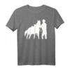 Cowboy mit Pferd T-Shirt – Perfekt für Reiter und Pferdeliebhaber, klassisch geschnitten, ideal für Ranch & Western Fans