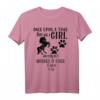 Es war einmal ein Mädchen, das Pferde und Hunde liebte - Lustiges Tierliebhaber T-Shirt mit Pfotenabdruck und Pferdemotiv