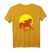 Rassehengst mit wehender Mähne im Sonnenuntergang - Pferde T-Shirt als Geschenk für Reiter, Pferdeliebhaber und Tierfreunde