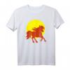Rassehengst mit wehender Mähne im Sonnenuntergang - Pferde T-Shirt als Geschenk für Reiter, Pferdeliebhaber und Tierfreunde