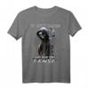 So viele Idioten und nur eine Sense T-Shirt - Lustiges Sarkasmus Design für Männer und Frauen mit schwarzem Humor