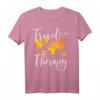 Travel Is my Therapy T-Shirt – Perfektes Outfit für Backpacker, Reiseblogger & Fernweh-Geplagte als Geschenk oder Reiseoutfit