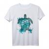 Farbenfrohes Meeresschildkröte T-Shirt – Buntes Sommeroutfit für Strand, Urlaub & Tierfans, perfekt als Geschenk für Kinder, Biowissenschaftler & Surfer