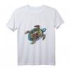 Buntes Meeresschildkröten T-Shirt – Umweltfreundliches Design für Strand, Urlaub & Meeresschutz, perfekt als Geschenk für Natur- und Meerestierliebhaber