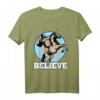 Believe Schimpanse reitet Einhorn – Fantasievolles T-Shirt mit Freundschaft, Hoffnung und positiver Botschaft