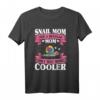 Snail Mom Schnecken Mama Geschenk T-Shirt - Lustiges Tiermotiv für Schneckenliebhaber und Sammler