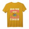 Snail Mom Schnecken Mama Geschenk T-Shirt - Lustiges Tiermotiv für Schneckenliebhaber und Sammler