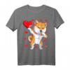 Dabbing Shiba Inu Heart Valentines Day T-Shirt für Hundeliebhaber – Trendiges Partner-Shirt für Männer und Frauen, ideal als Geschenk zum Valentinstag, Geburtstag oder Weihnachten