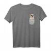 Süße Shih Tzu Chrysantheme in Brusttasche - Hundemotiv T-Shirt für Hundeliebhaber, Herrchen & Frauchen, perfekte Geschenkidee