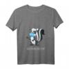 Damen Abstand halten Stinktier mit Mundschutz T-Shirt mit V-Ausschnitt – Lustiges Tiermotiv für Tierliebhaber, Kinder & Geburtstagsgeschenk